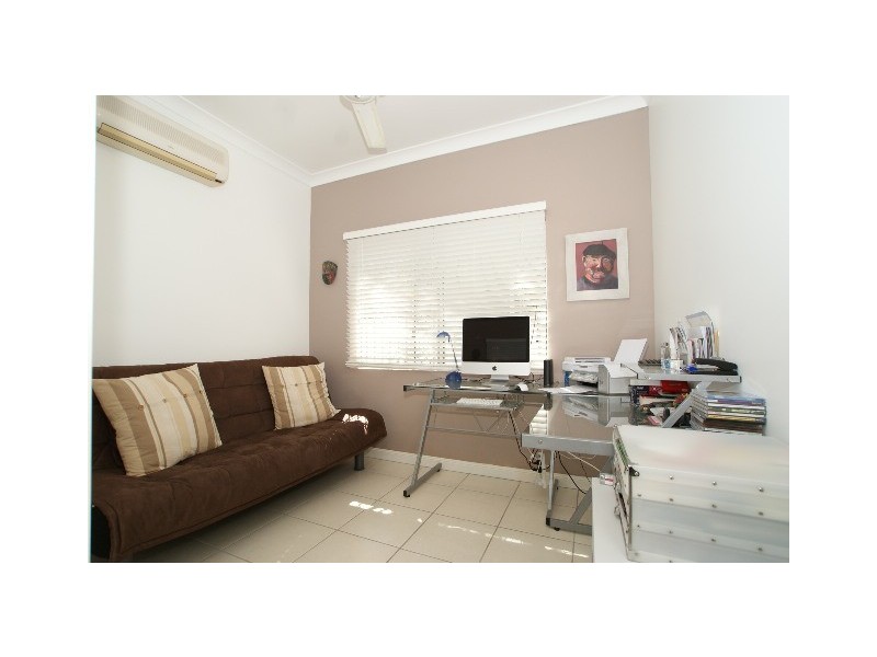 2 Green Ave, Kewarra Beach QLD 4879