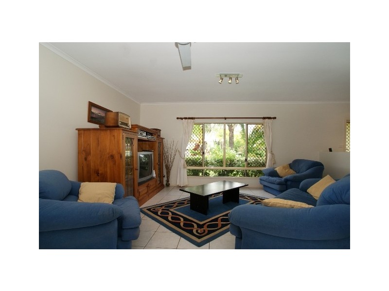 34 Dolphin Close, Kewarra Beach QLD 4879