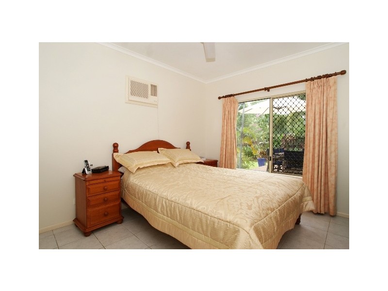 34 Dolphin Close, Kewarra Beach QLD 4879