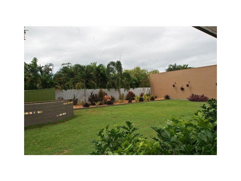 6 Centaur Street, Trinity Park QLD 4879