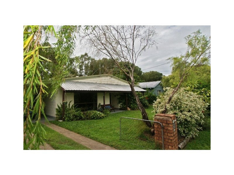 38 Riverside Parade, Trinity Park QLD 4879