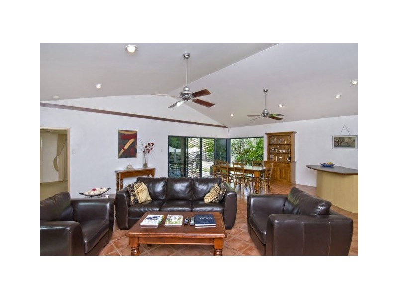 21 Bramble Street, Clifton Beach QLD 4879