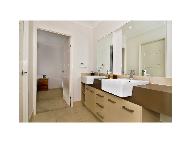 11 Bowline Close, Trinity Beach QLD 4879