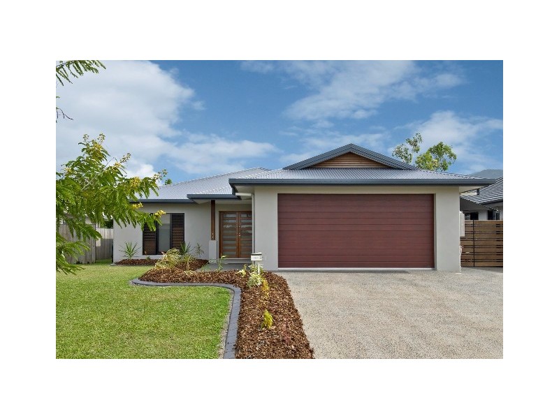 11 Icefire Quay, Trinity Park QLD 4879