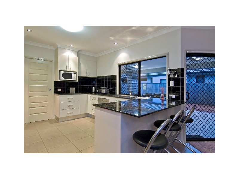 11 Icefire Quay, Trinity Park QLD 4879