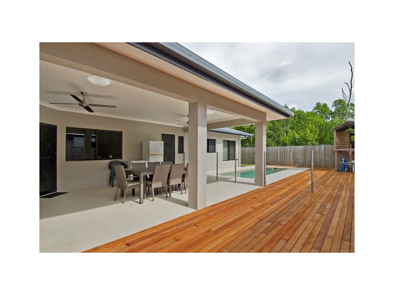 11 Icefire Quay, Trinity Park QLD 4879