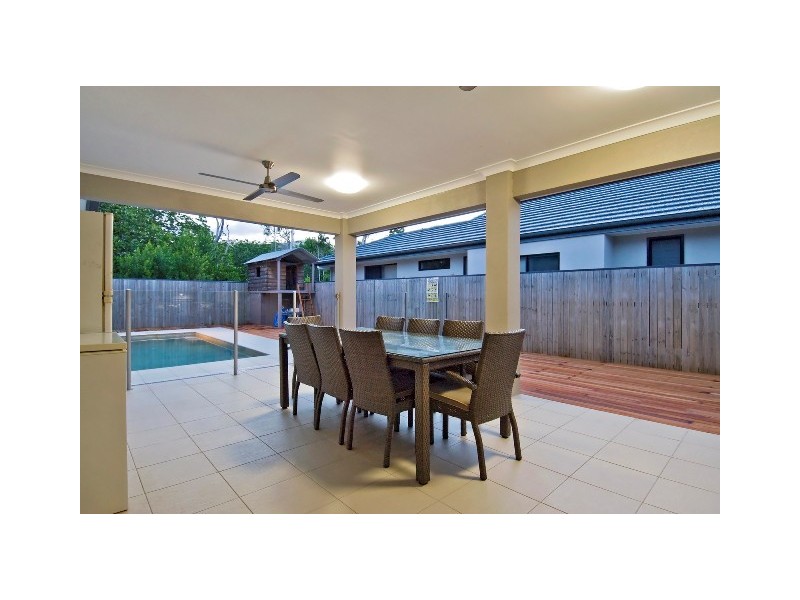 11 Icefire Quay, Trinity Park QLD 4879