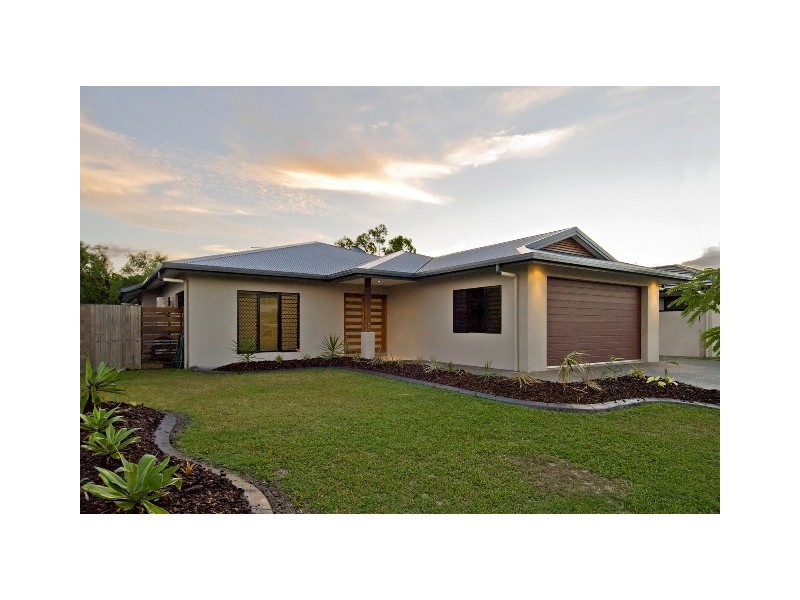 11 Icefire Quay, Trinity Park QLD 4879