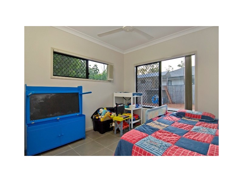 11 Icefire Quay, Trinity Park QLD 4879