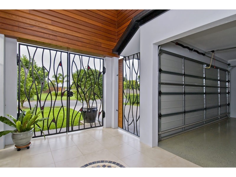 104 Harbour Drive, Trinity Park QLD 4879