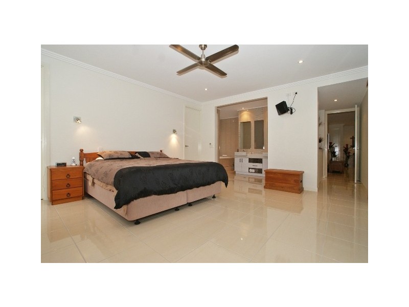 Kewarra Beach QLD 4879