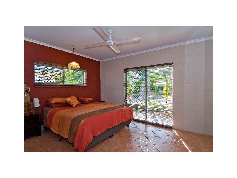 16 Volute Close, Trinity Beach QLD 4879
