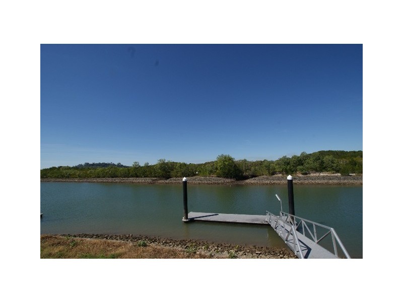 2 Brindabella Quay, Trinity Park QLD 4879