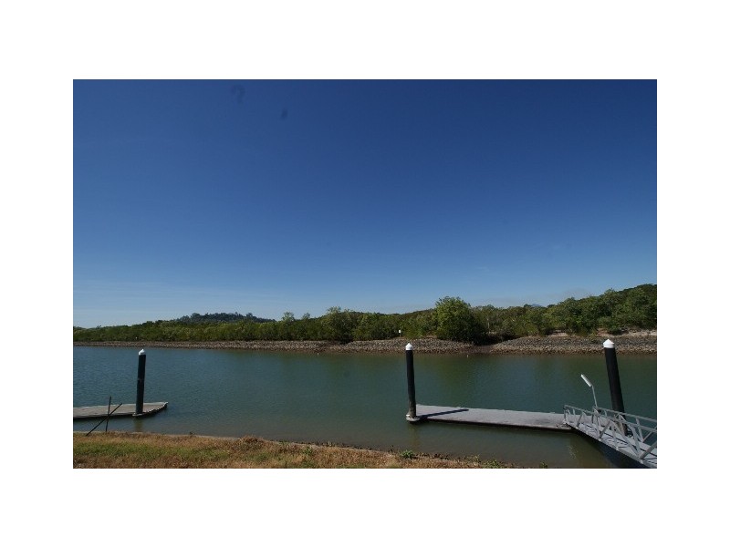 2 Brindabella Quay, Trinity Park QLD 4879