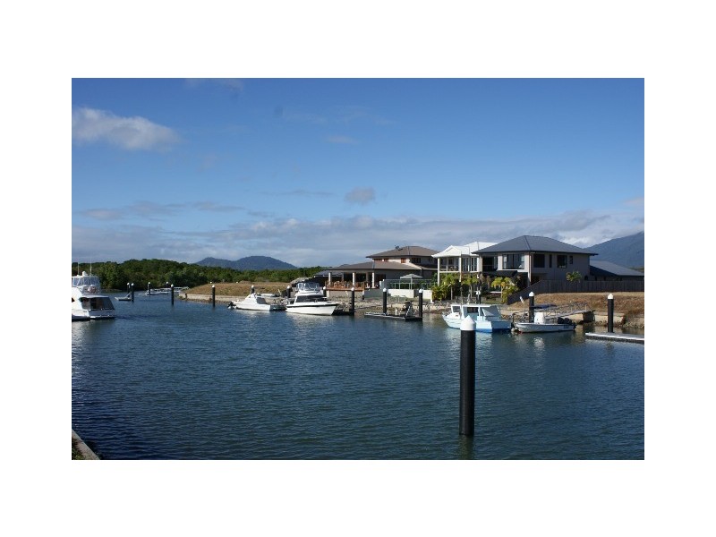 13 Ragamuffin Quay, Trinity Park QLD 4879