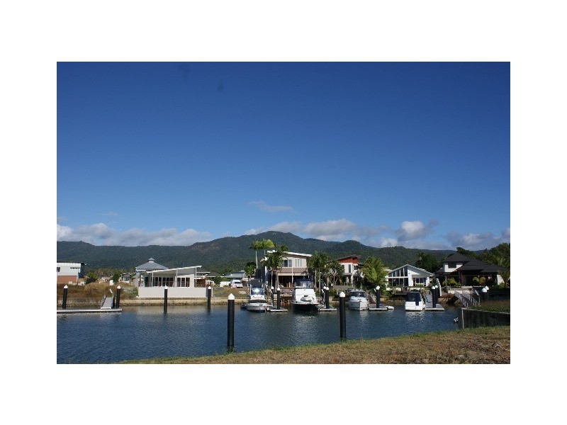 13 Ragamuffin Quay, Trinity Park QLD 4879