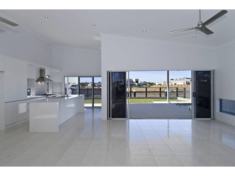 20 Brindabella Quay, Trinity Park QLD 4879