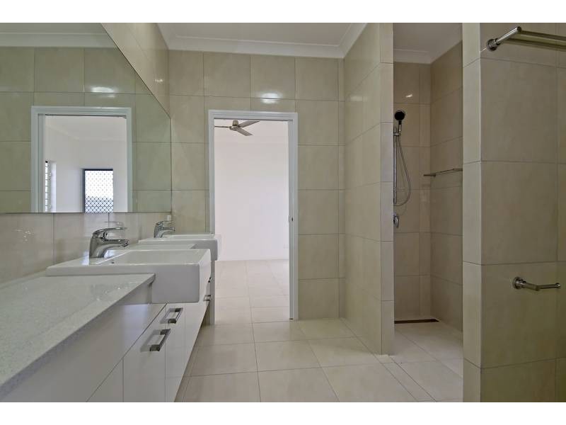 20 Brindabella Quay, Trinity Park QLD 4879