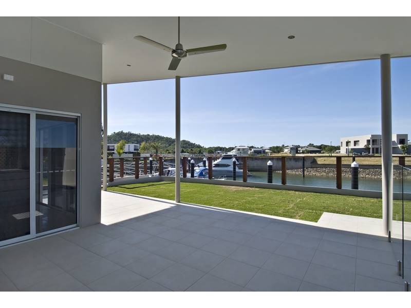 20 Brindabella Quay, Trinity Park QLD 4879