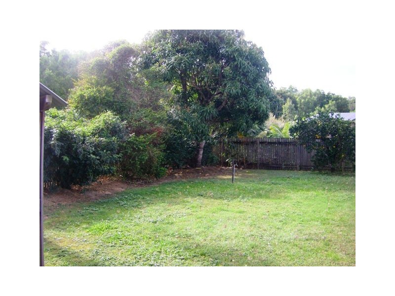 42 Strombus Avenue, Trinity Beach QLD 4879