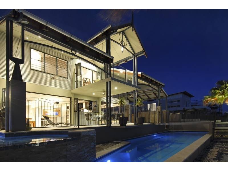 19 Brindabella Quay, Trinity Park QLD 4879