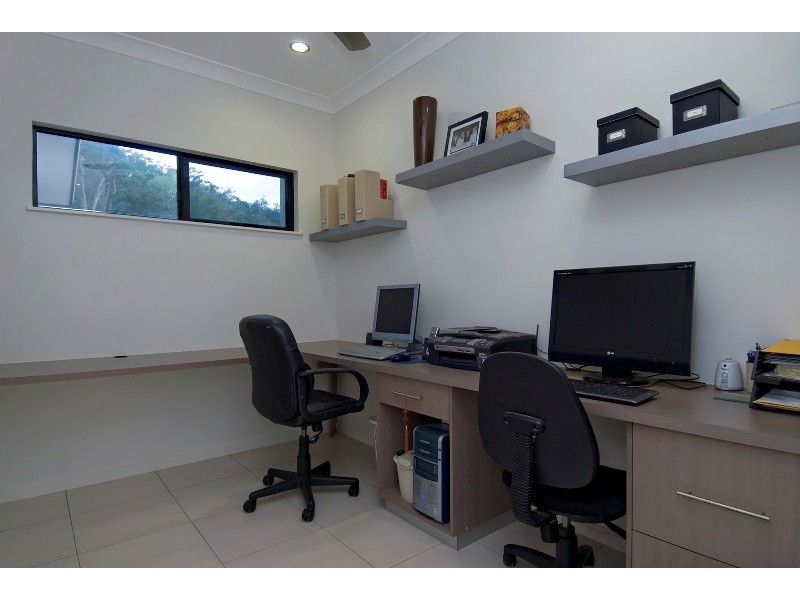 8 Barnacle Street, Trinity Beach QLD 4879