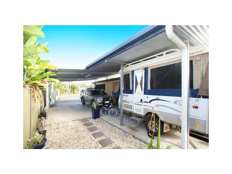 Clifton Beach QLD 4879