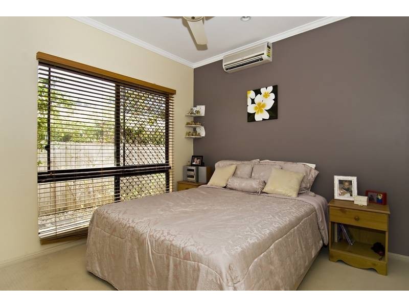 22 Moore Road, Kewarra Beach QLD 4879