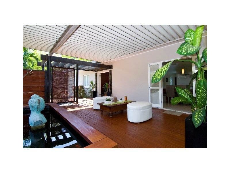 16 Batt Street, Clifton Beach QLD 4879