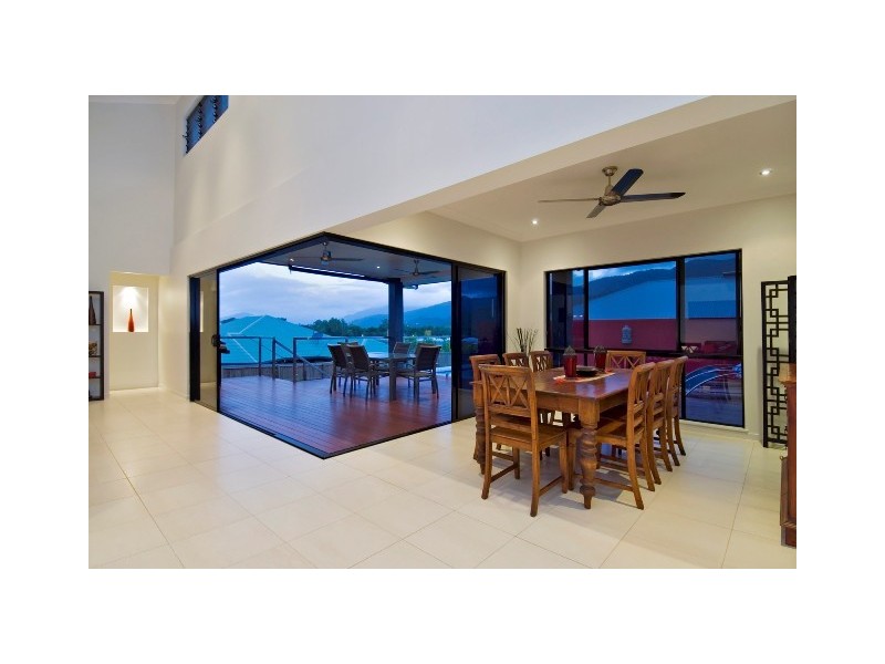 8 Barnacle Street, Trinity Beach QLD 4879