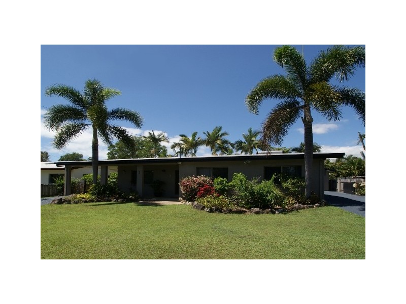 3 Summertime Close, Trinity Park QLD 4879