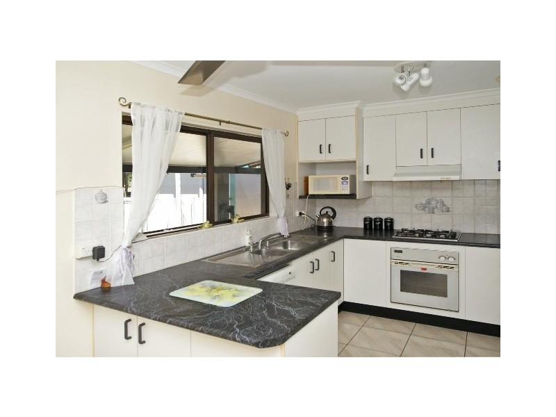 3 Summertime Close, Trinity Park QLD 4879