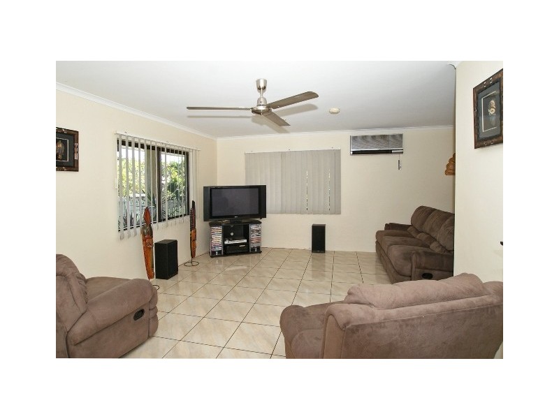 3 Summertime Close, Trinity Park QLD 4879