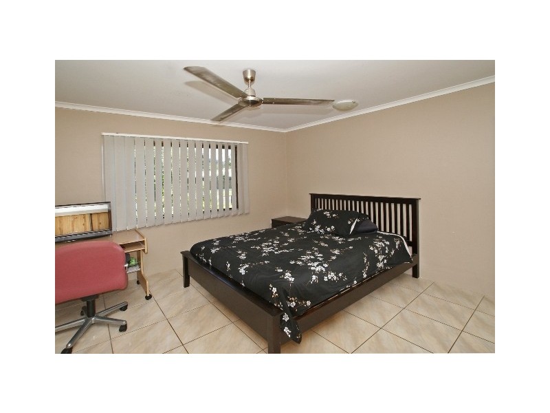 3 Summertime Close, Trinity Park QLD 4879