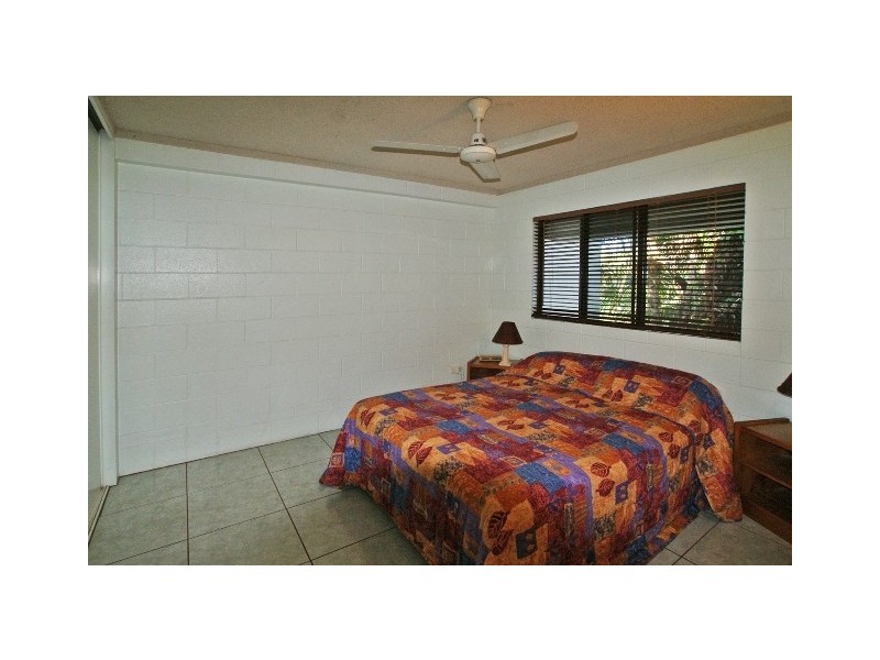 11/63 Moore St, Trinity Beach QLD 4879