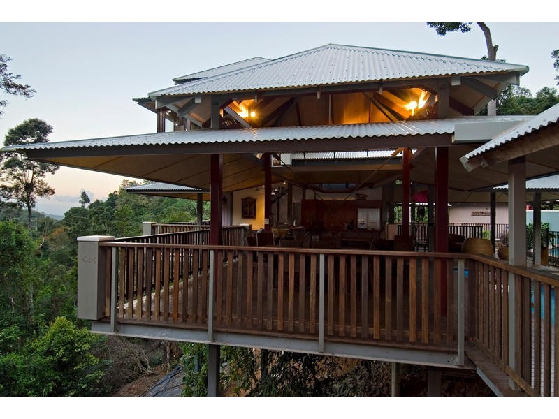 22 Chatham Terrace, Smithfield QLD 4878