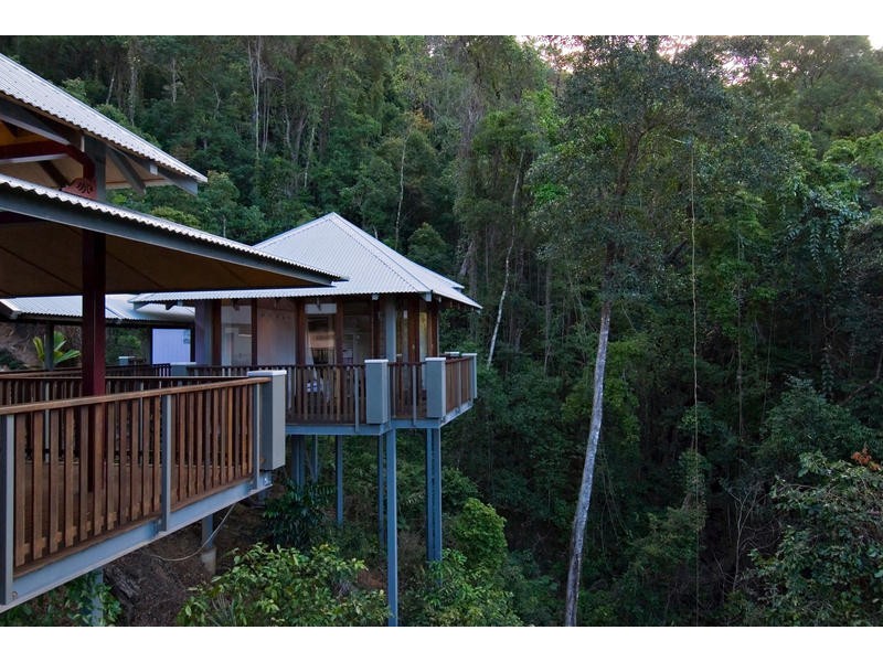 22 Chatham Terrace, Smithfield QLD 4878