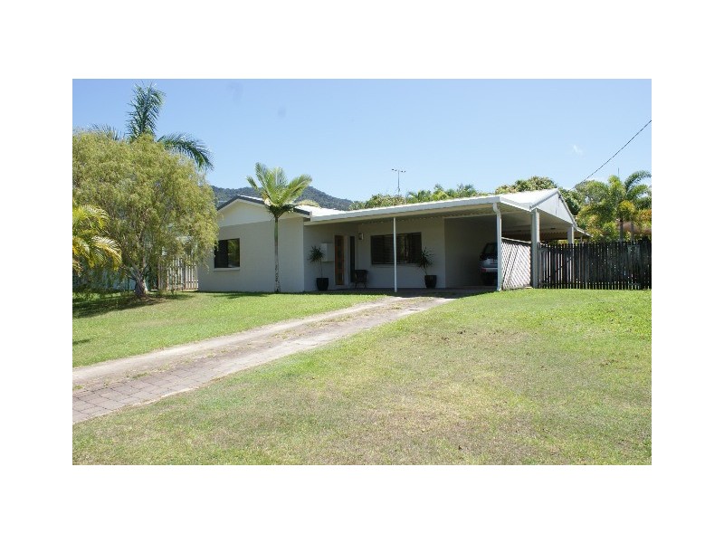 20 Baines Street, Clifton Beach QLD 4879