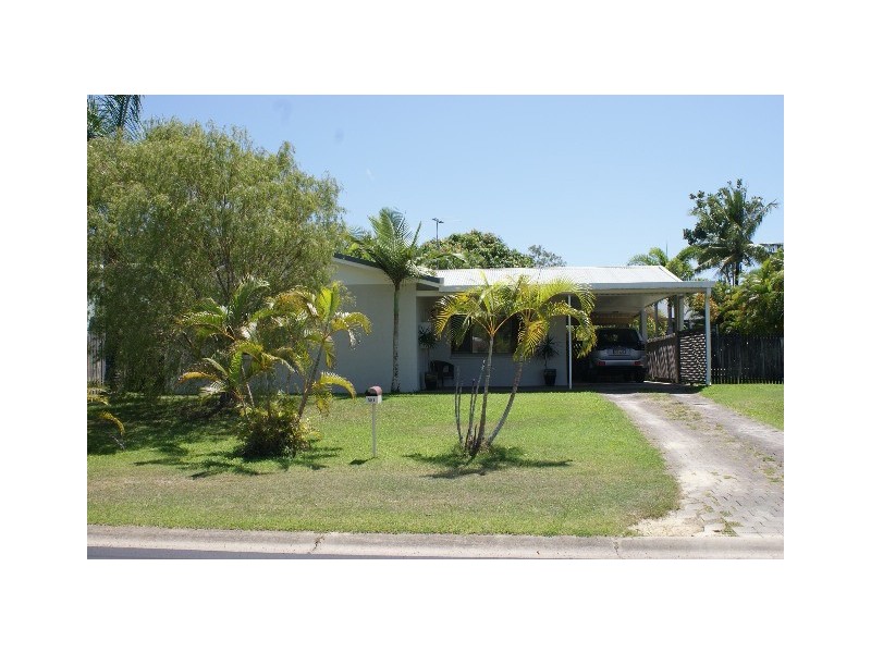 20 Baines Street, Clifton Beach QLD 4879