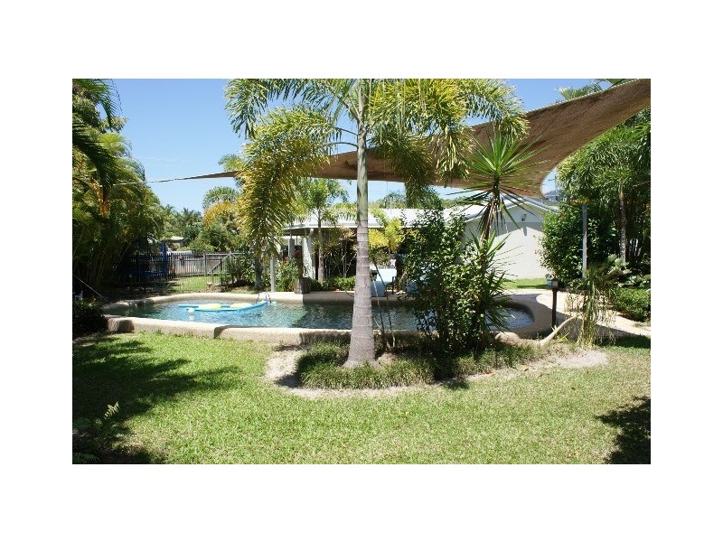 20 Baines Street, Clifton Beach QLD 4879