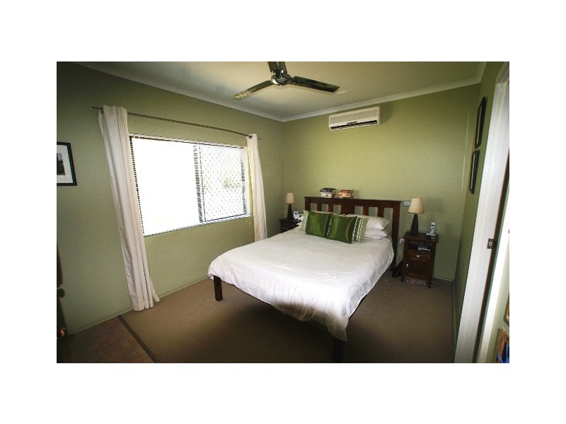 20 Baines Street, Clifton Beach QLD 4879