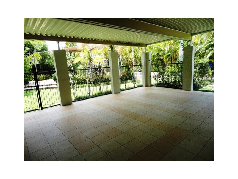 20 Baines Street, Clifton Beach QLD 4879