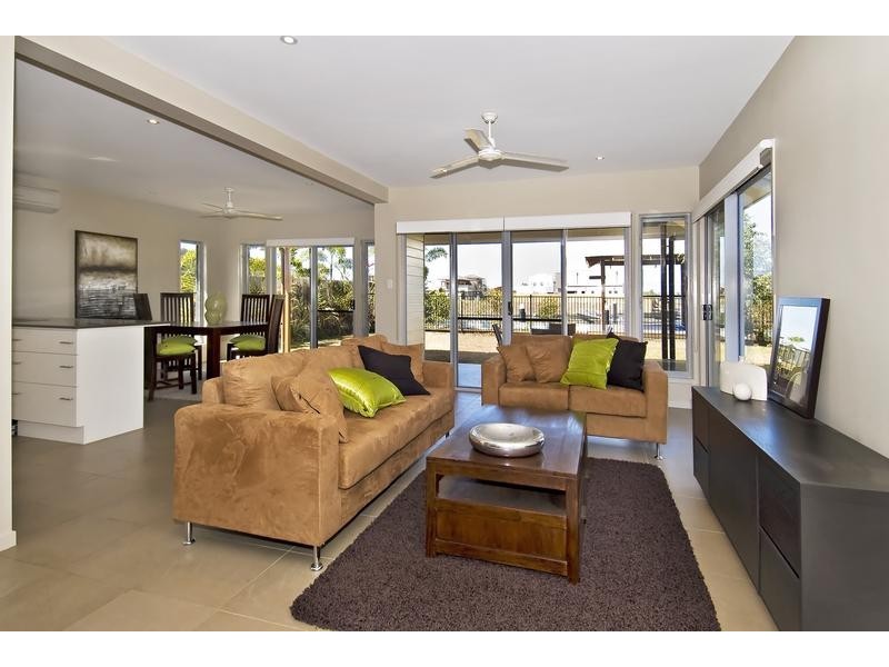 101 Harbour Drive, Trinity Park QLD 4879