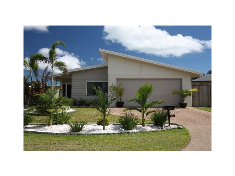 28 Starboard Street, Trinity Beach QLD 4879