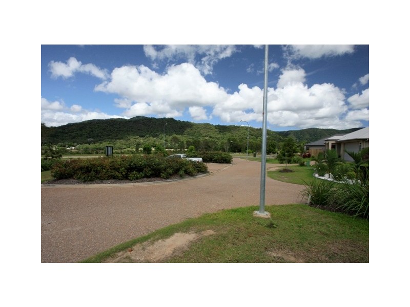 28 Starboard Street, Trinity Beach QLD 4879