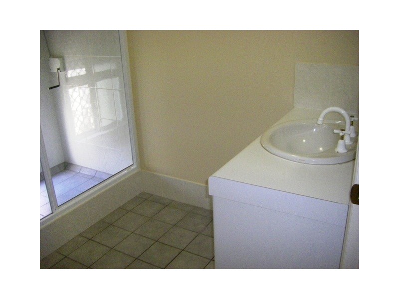 42 Strombus Avenue, Trinity Beach QLD 4879