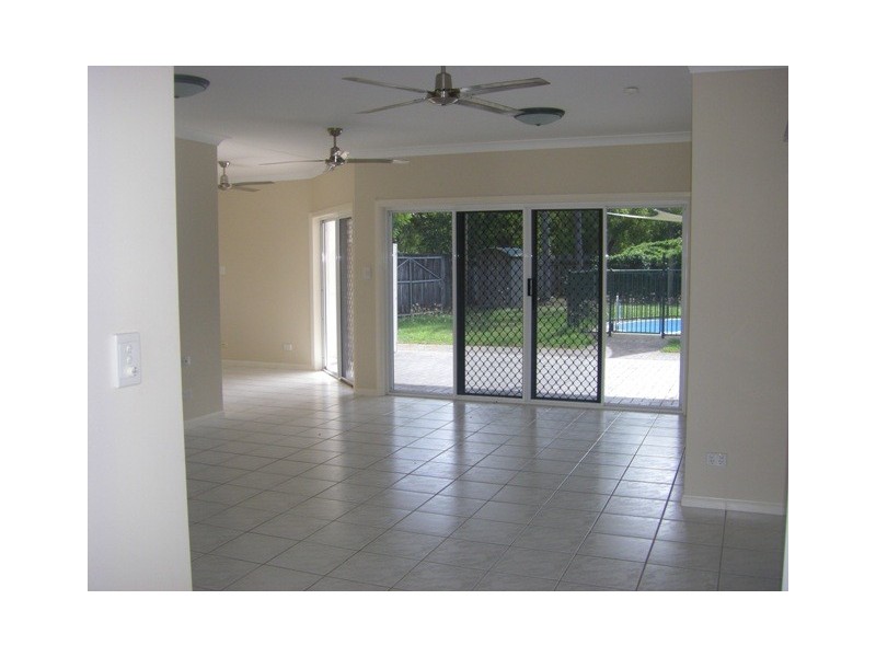 42 Strombus Avenue, Trinity Beach QLD 4879