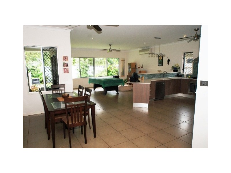 10 Iridescent Drive, Trinity Park QLD 4879