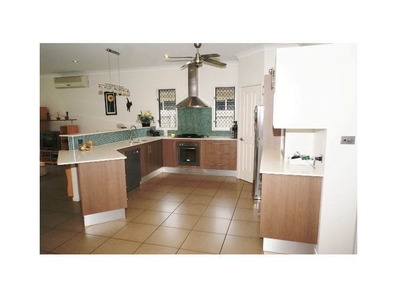 10 Iridescent Drive, Trinity Park QLD 4879