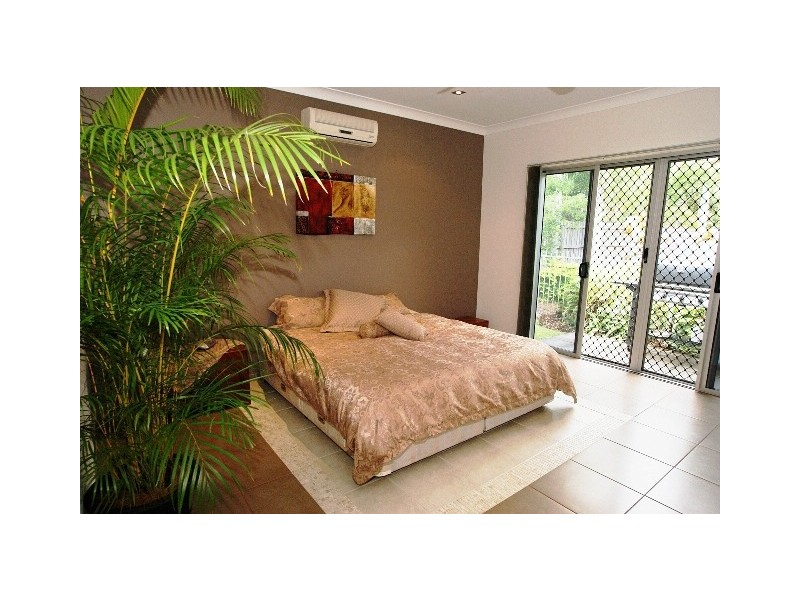 10 Iridescent Drive, Trinity Park QLD 4879